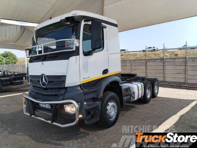 Fuso Actros ACTROS 3345S/33 Truck Tractor Units