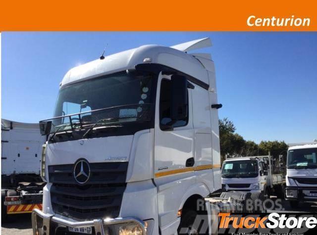Mercedes-Benz AXOR ACTROS 2645LS/33 STD LS Truck Tractor Units