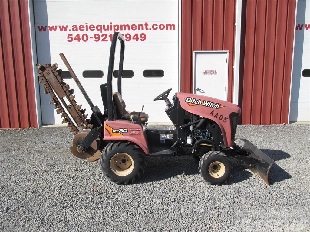 Ditch Witch RT30 Trenchers