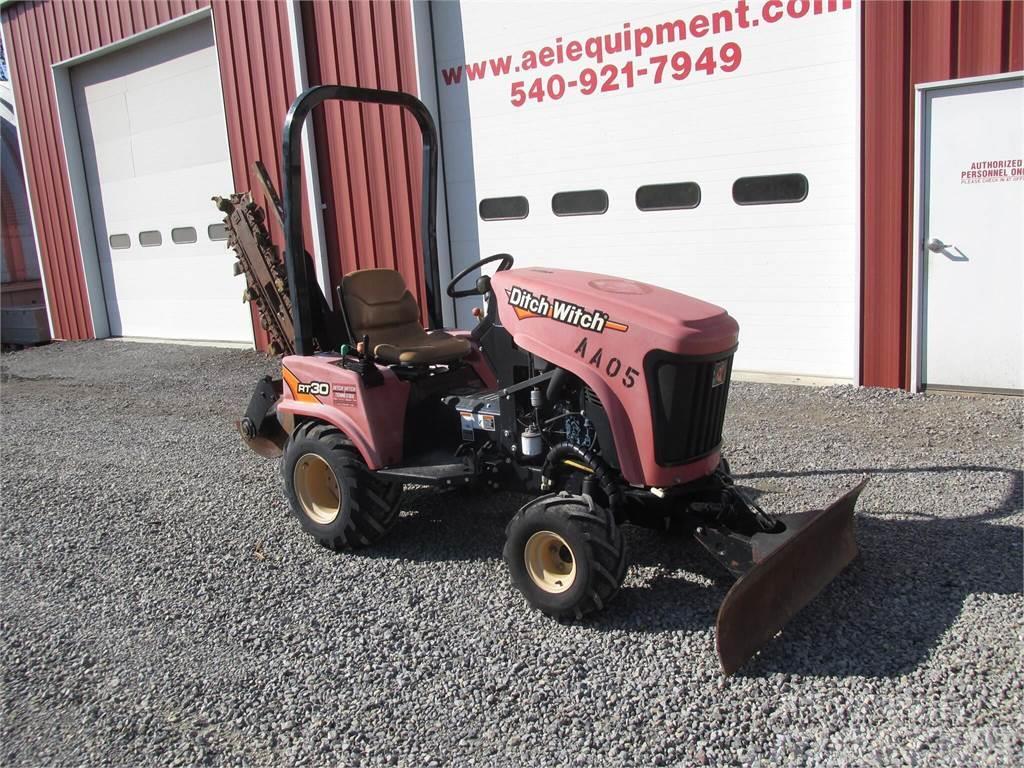 Ditch Witch RT30 Trenchers