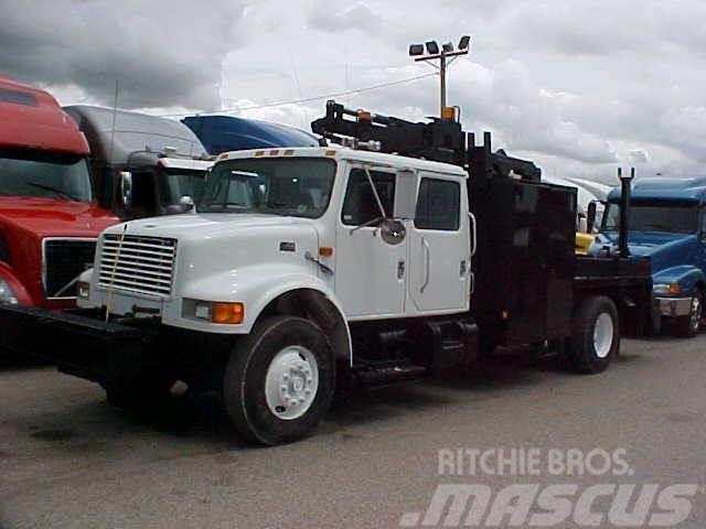International 4900 Municipal / general purpose vehicles