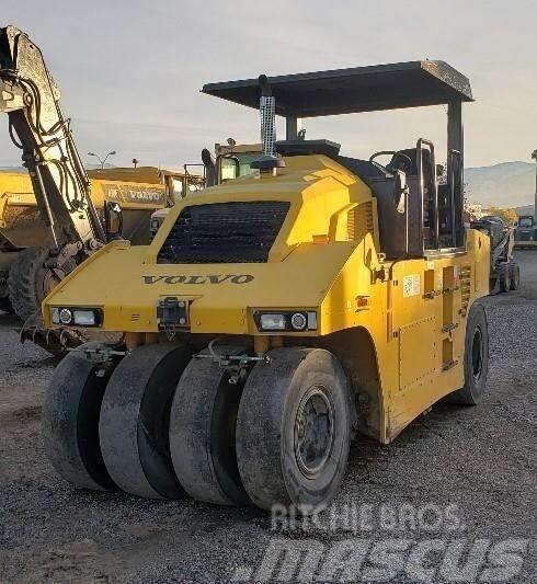 Volvo PTR240 Pneumatic tired rollers