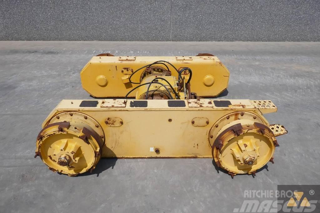 Komatsu GD650A Rear axle Other components