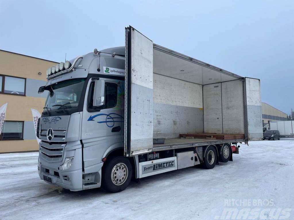 Mercedes-Benz Actros 2551 6x2*4 EURO5 + RETARDER Van Body Trucks