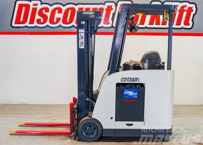 Crown RC3020-35 Electric forklift trucks