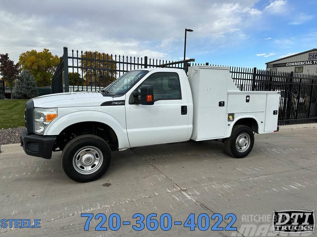 Ford F350 4x4 8' Utility / Service Truck Recovery vehicles