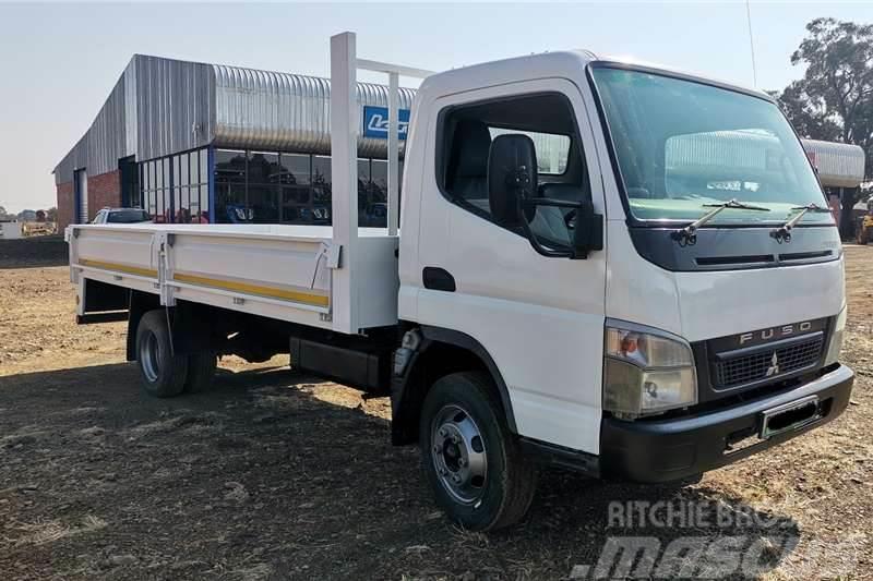 Mitsubishi Fuso Canter With Dropsides Other trucks
