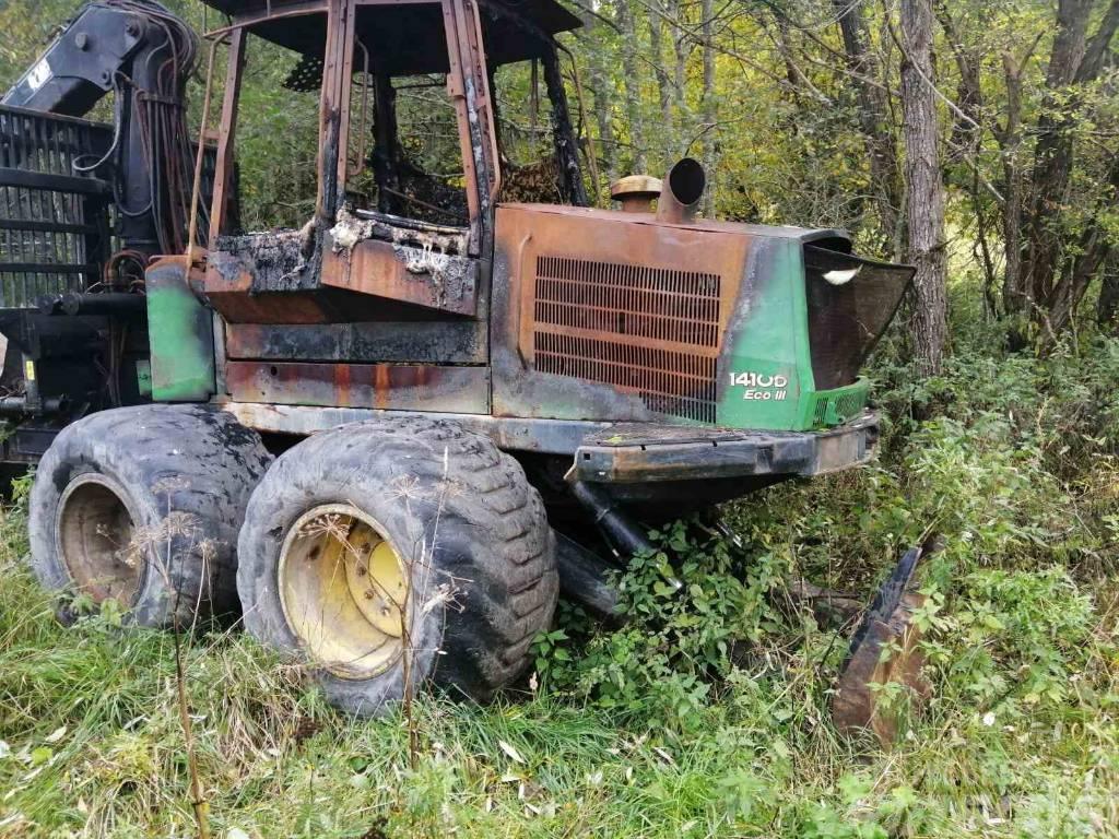 John Deere 1410 D breaking for parts Forestry tractors
