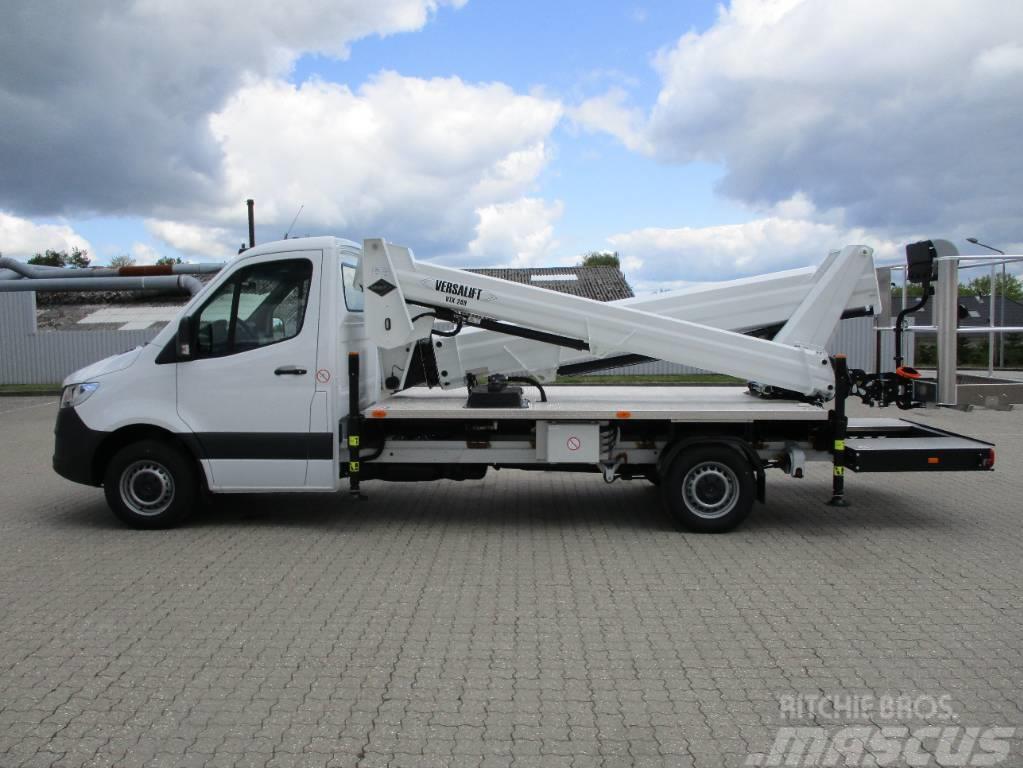 VERSALIFT VTX-240 G3 Truck mounted aerial platforms