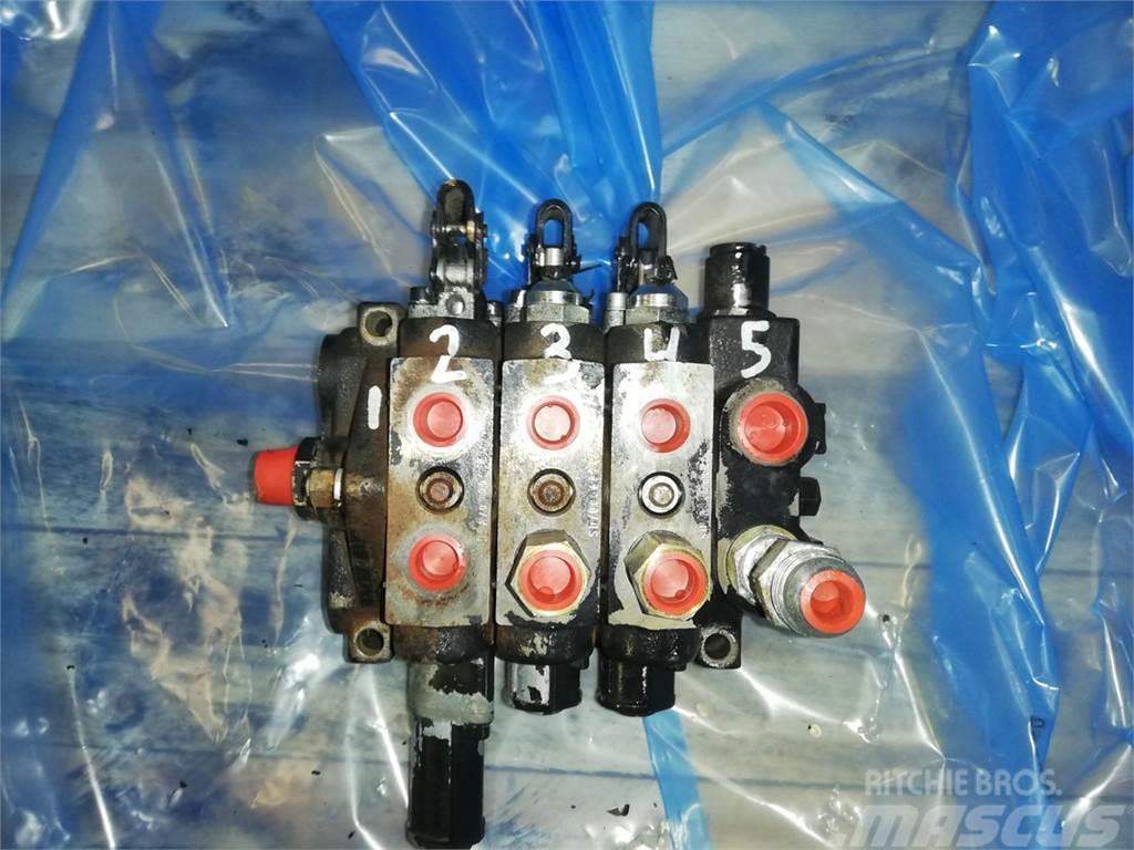 New Holland TL90 A Remote control valve Hydraulics