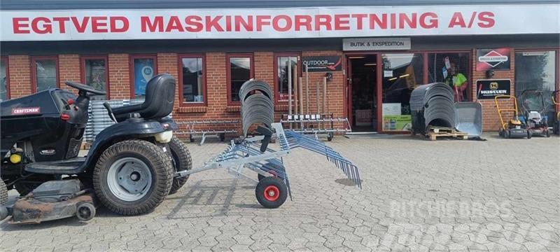 KT GÅRDSPLADSSTRIGLE 1,5m med el løft Other farming machines