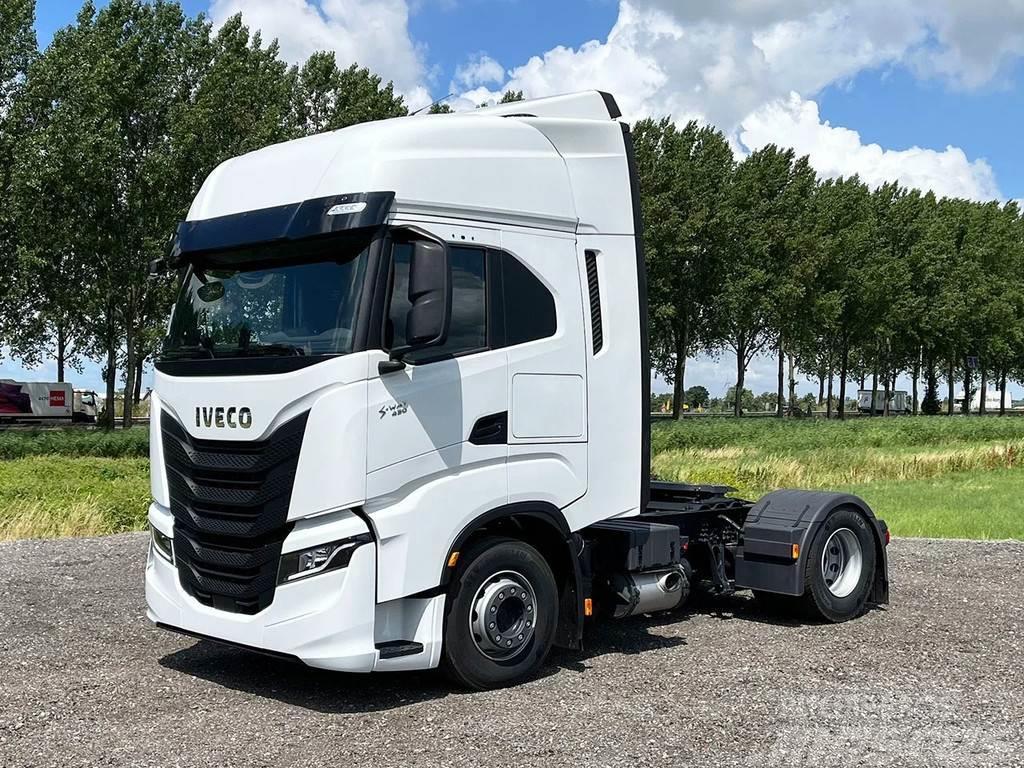 Iveco S-WAY AS440S43T/P AT Tractor Head (8 units) Truck Tractor Units