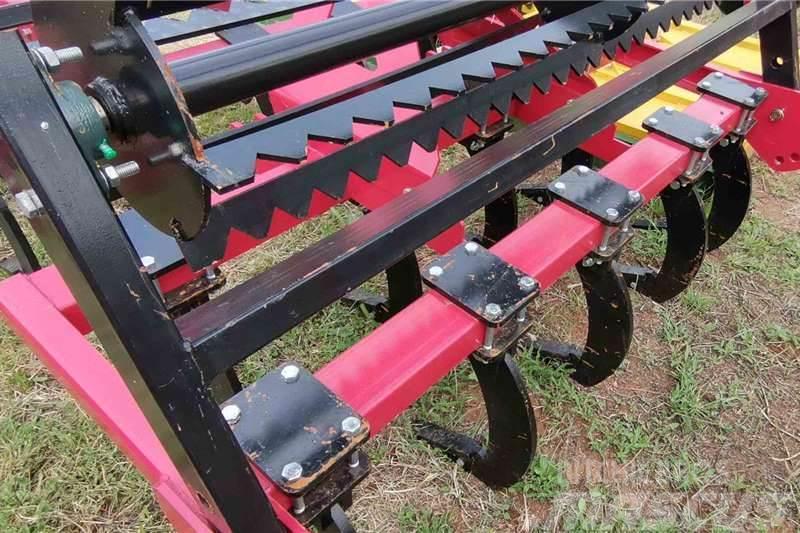  Other 9 Tine Chisel Plough With Roller Other trucks