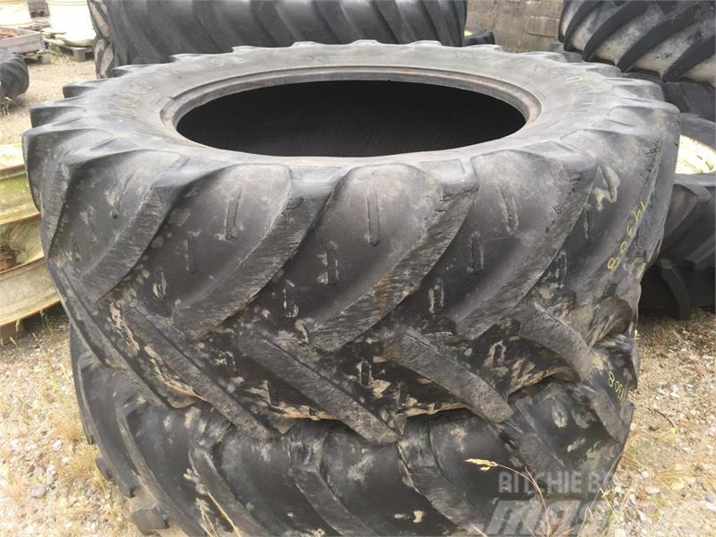  - - - 2 stk. 620/70x42 Tyres, wheels and rims