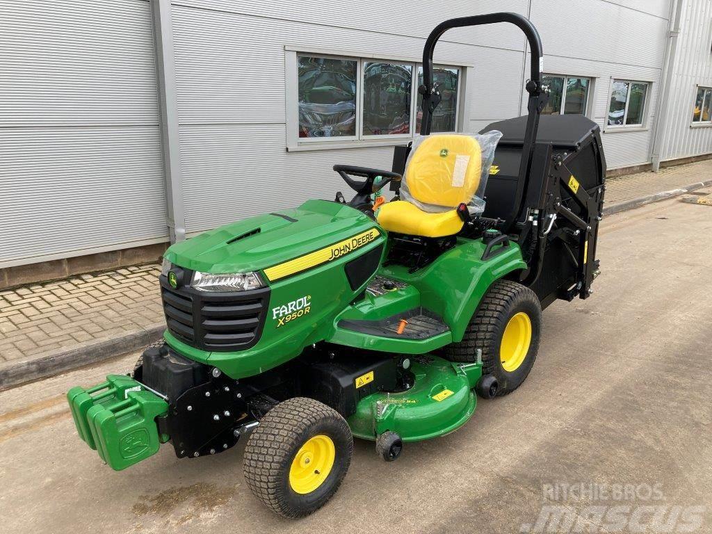 John Deere X950R Riding mowers