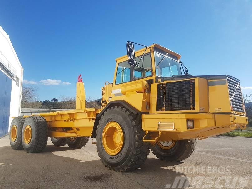 Volvo A25C Hook LIft System Articulated Haulers