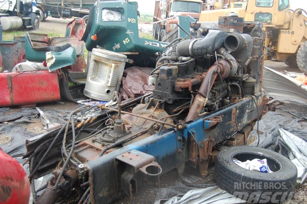 Mack Rmodel Engines