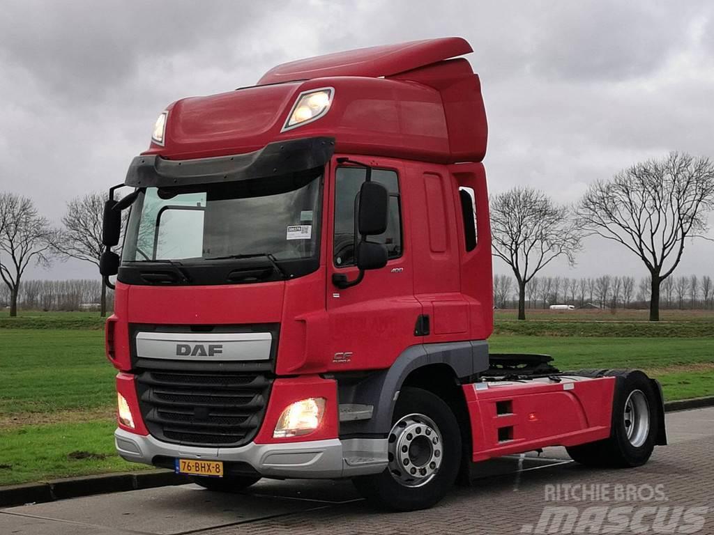 DAF CF 400 spacecab skylights Truck Tractor Units