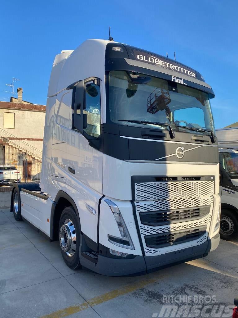Volvo FH ISAVE 500 Truck Tractor Units