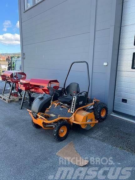  AS MOTOR 1040 YAK Other groundscare machines