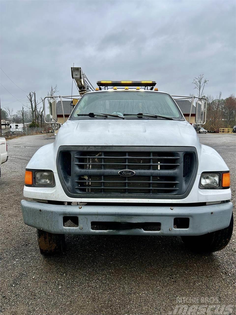 Ford F650 XL Recovery vehicles
