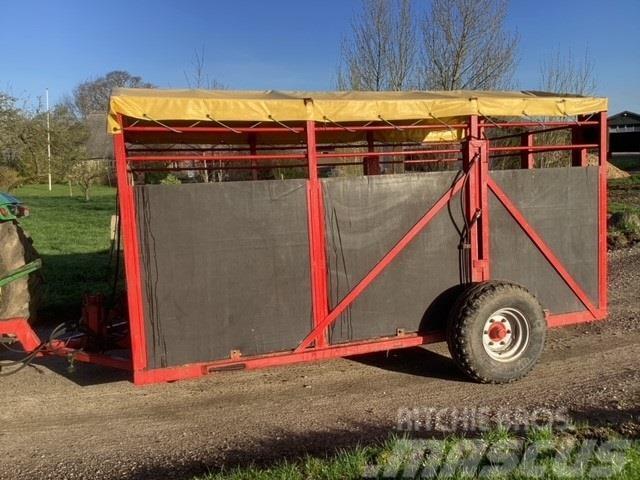  - - - Other farming trailers