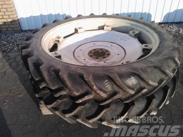 Taurus 9,5x44 Tyres, wheels and rims