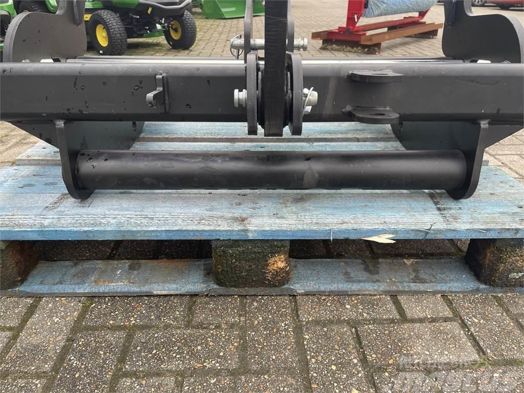 Taylor Manitou 3 Point Linkage Adapter Other farming machines