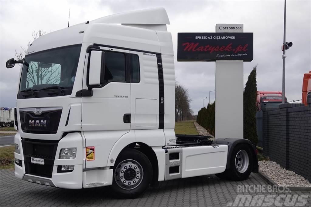 MAN TGX 18.440 / XLX / EURO 6 / 2015 ROK Truck Tractor Units