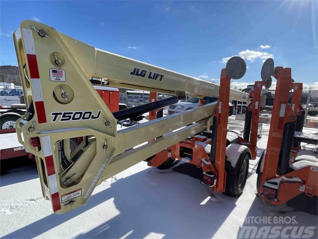 JLG T500J Booms and arms