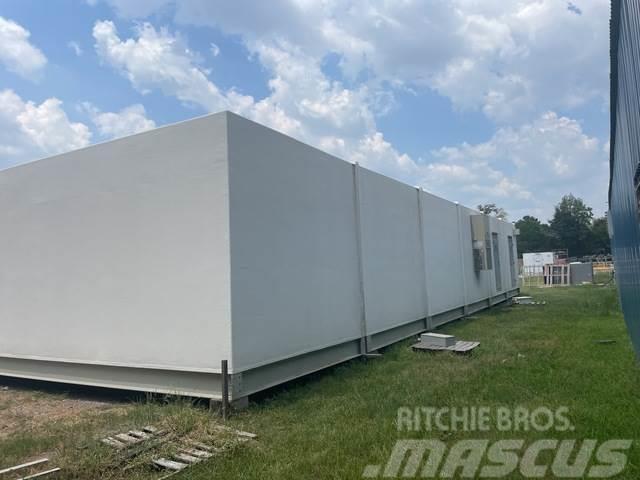 6 Unit 40 ft x 12 ft 40 Person Skid-Mounted Mobile Construction barracks