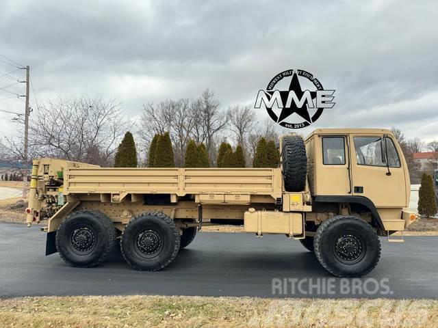  Siccard M1084A1R Van Body Trucks