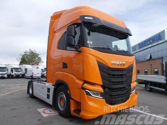 Iveco S-WAY AS440S51T/P Truck Tractor Units