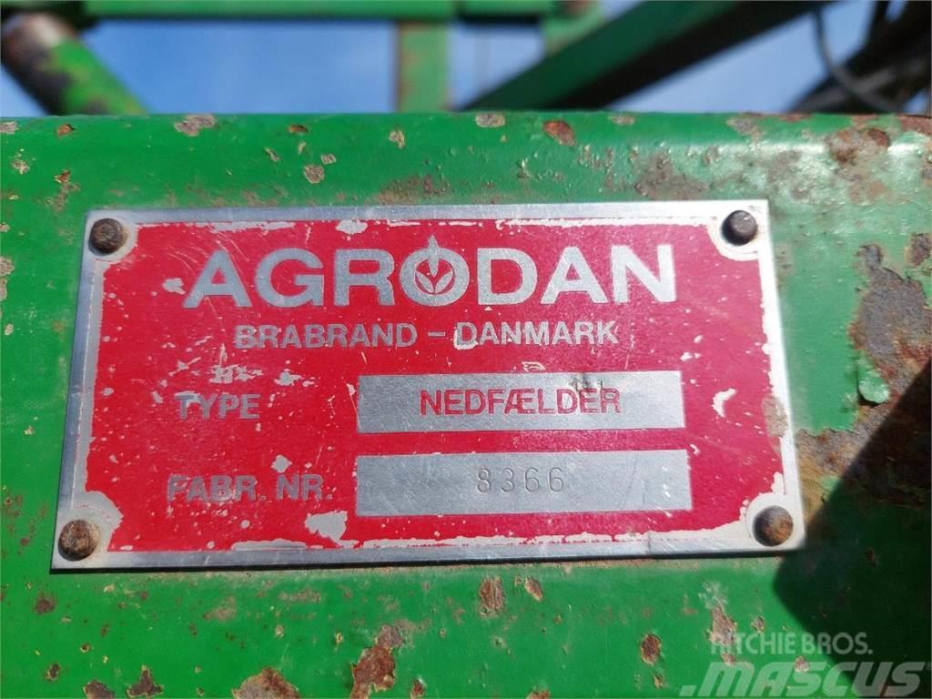 Agrodan Nedfælder 27 tands + fronttank Other farming machines