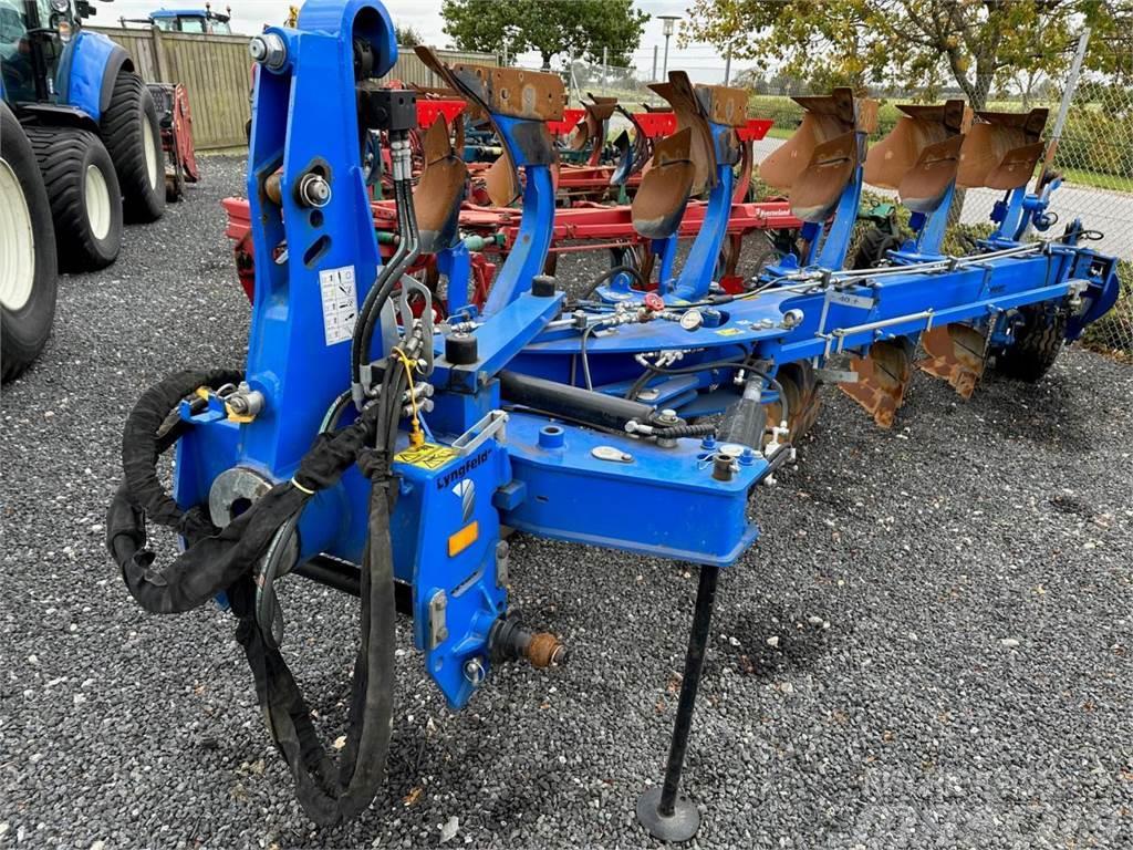 New Holland PXVH5 Reversible ploughs