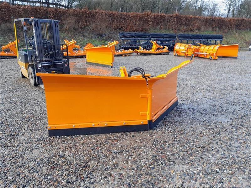  - - -  fk machinery 330 Snow blades and plows