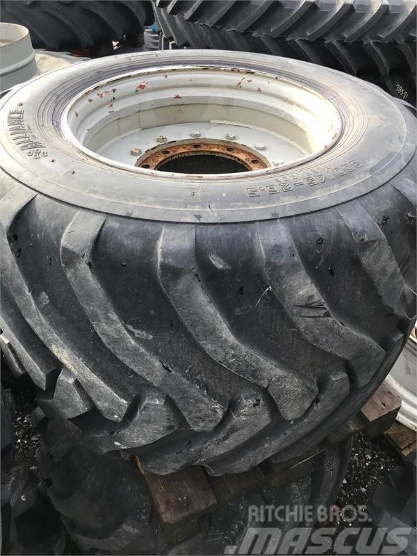 Alliance 800/45X26,5 Tyres, wheels and rims