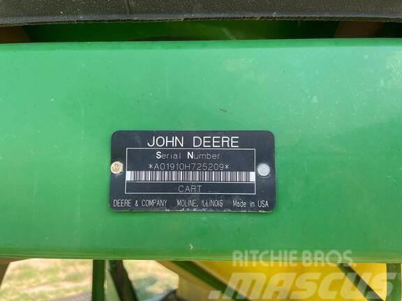 John Deere 1910 Drills