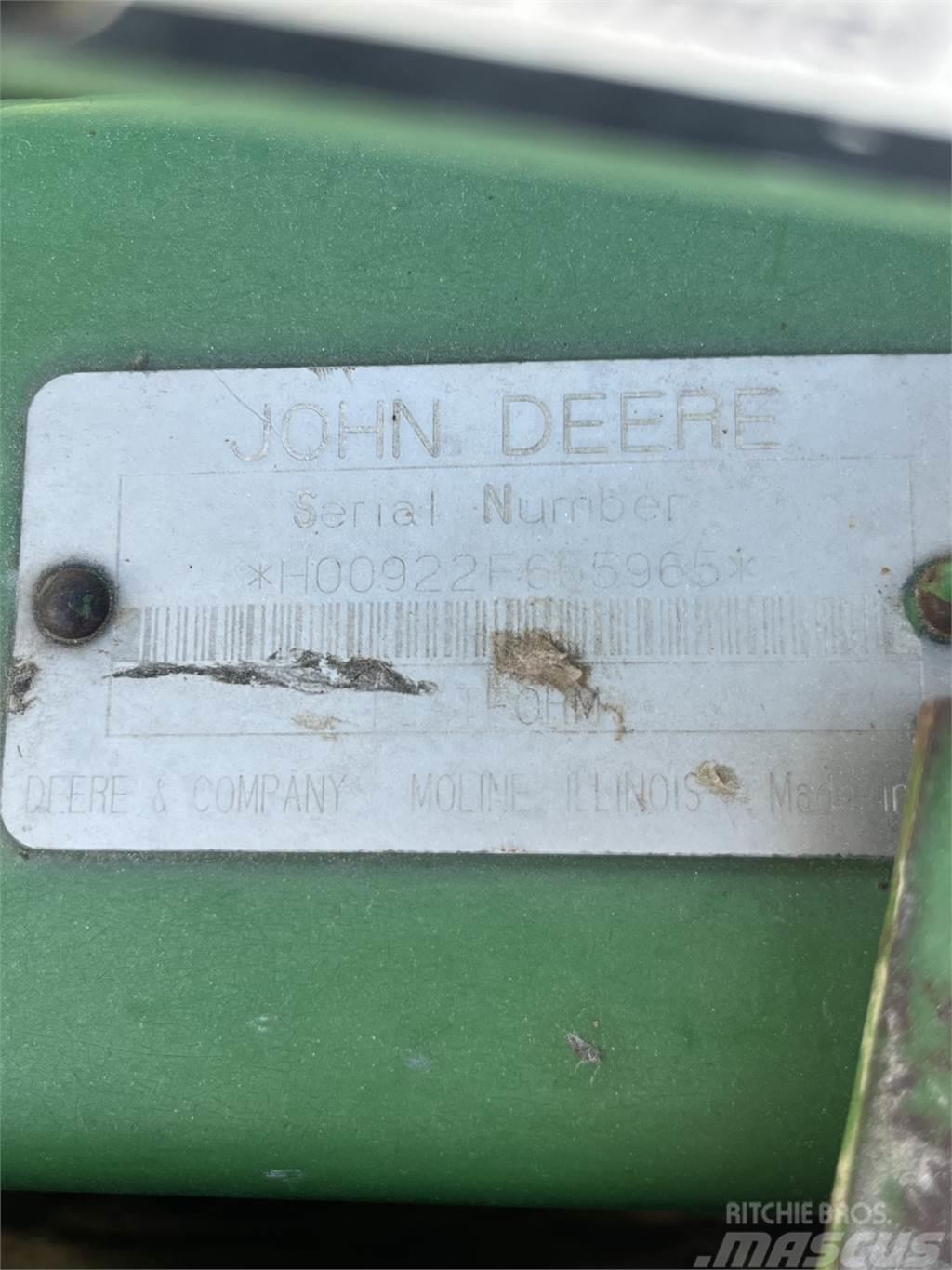 John Deere 922 Combine harvester spares & accessories