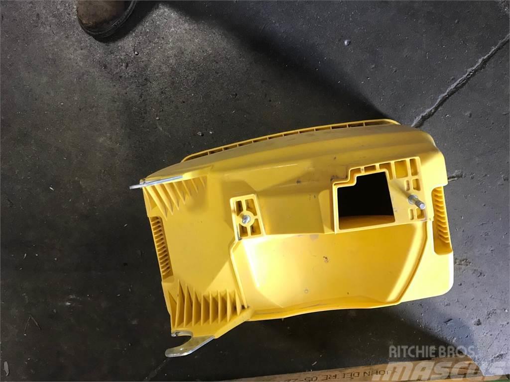 John Deere AA93451 1.6 BU VAC SEED HOPPER Other sowing machines and accessories