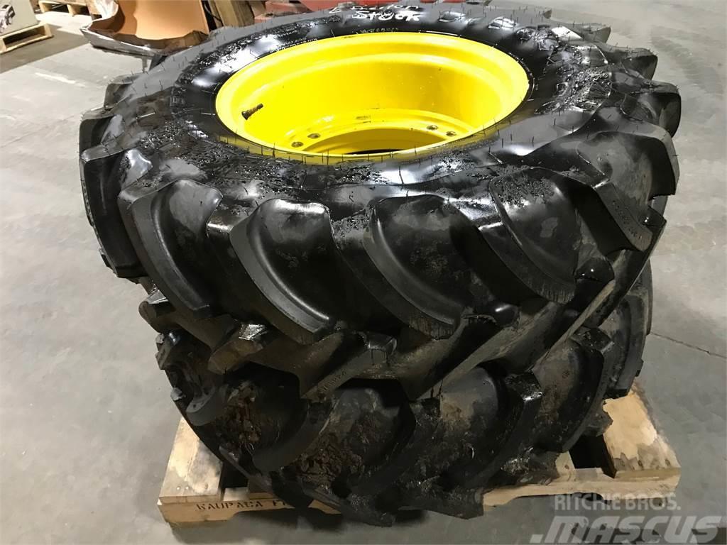 John Deere new take off FS 380/85R24 mfwd duals Tyres, wheels and rims