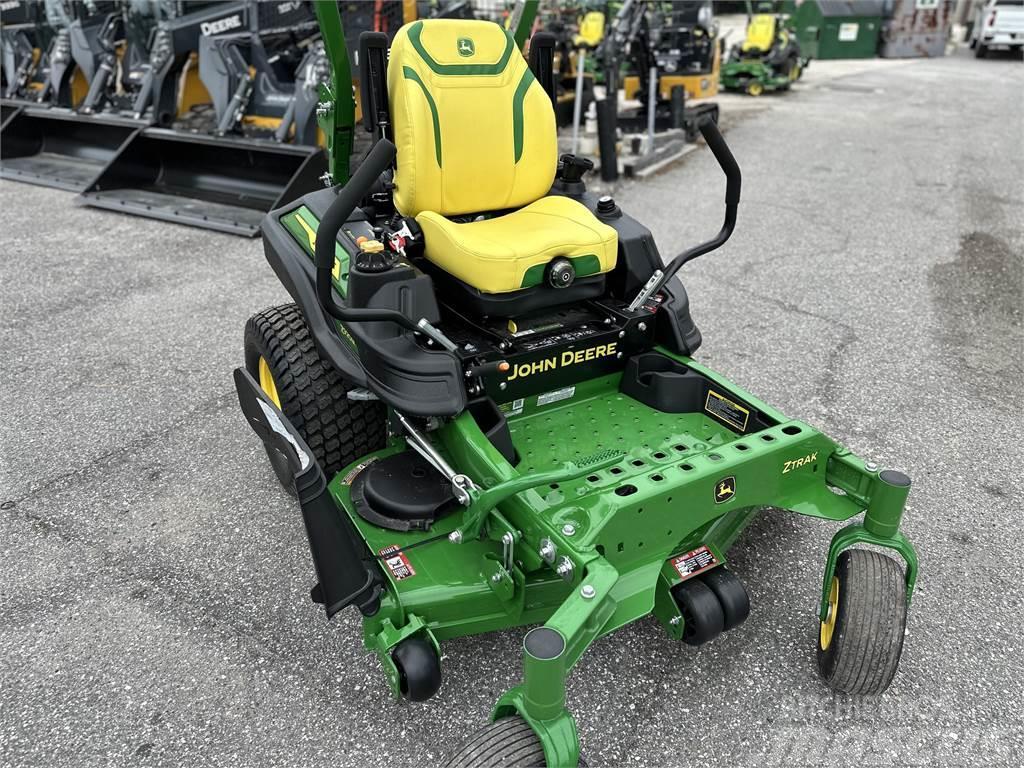 John Deere Z920M Zero turn mowers