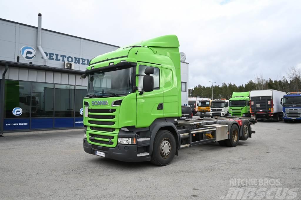 Scania R520 6x2 Euro 6 Containerframe/Skiploader trucks