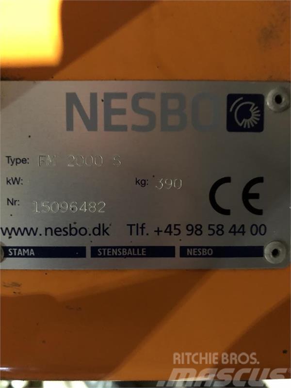 Nesbo FM2000S / Overglemt fejemaskine, ALDRIG brugt Other farming machines