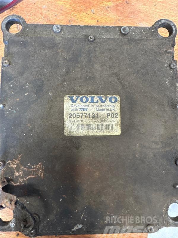 Volvo VOLVO ECU 20577131 P02 Electronics