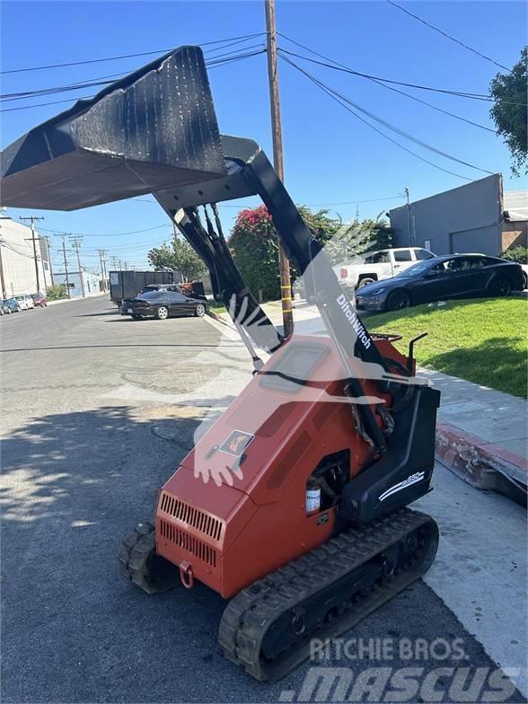 Ditch Witch SK650 Skid steer loaders