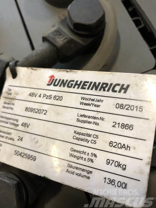 Jungheinrich ETV 116 Reach truck