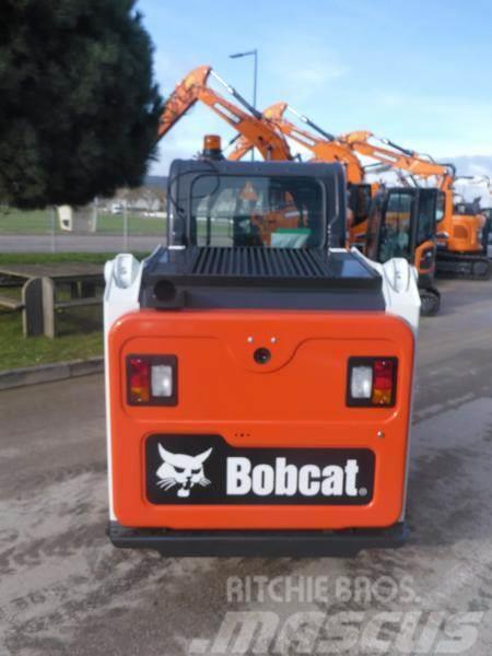 Bobcat T450 Crawler FEL's