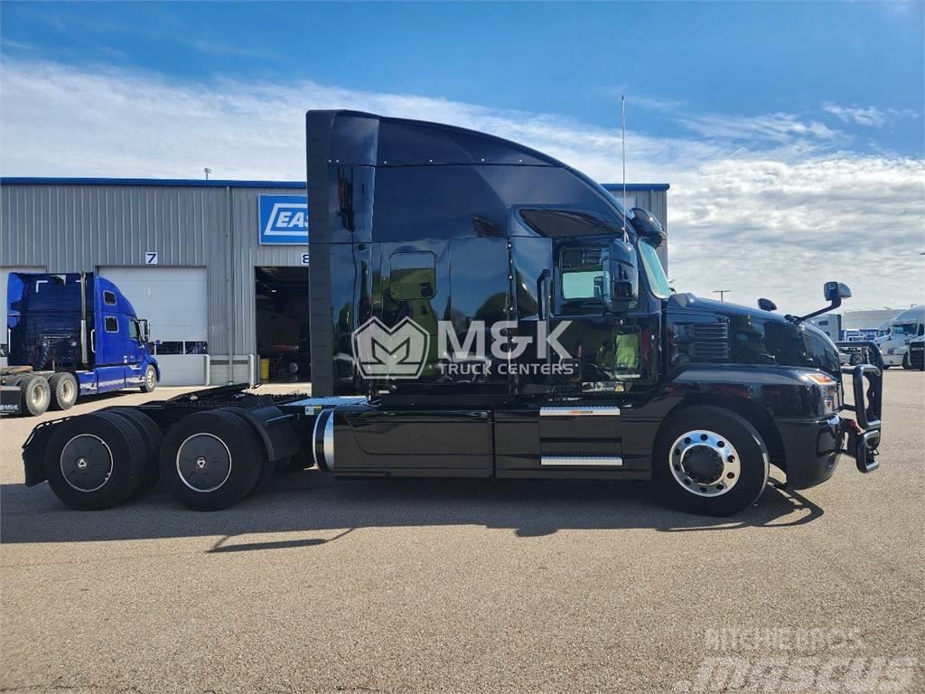 Mack ANTHEM AN64T Truck Tractor Units