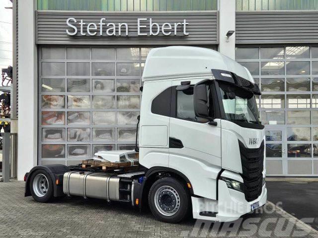 Iveco AS440S49T/FP LT Intarder Standklima Navi 2 Stück Truck Tractor Units